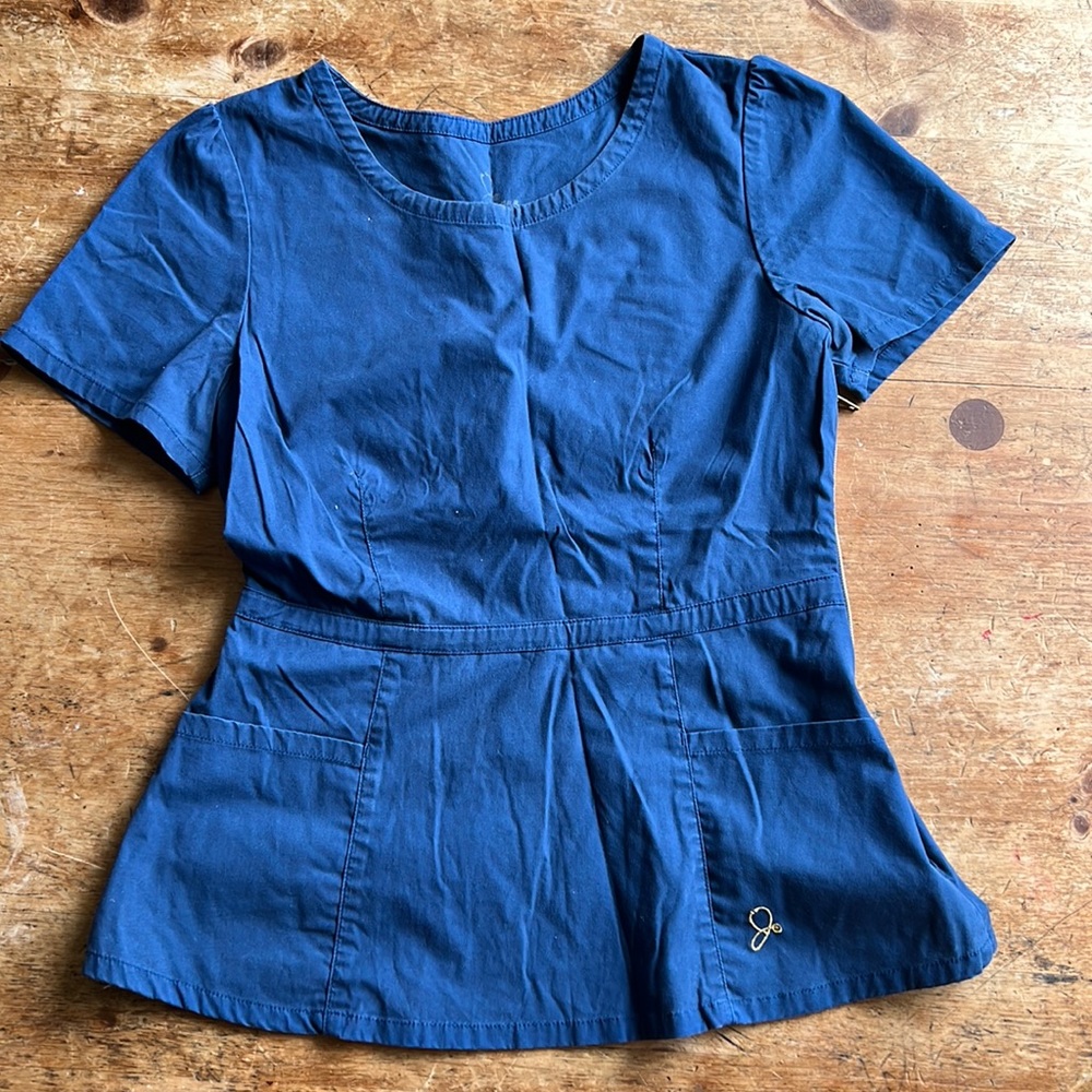 Jaanuu navy blue scrub top